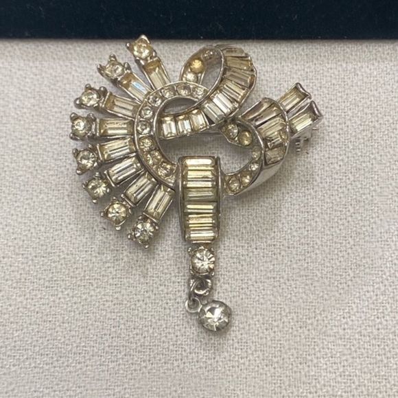 Vintage 1940’s Reinad Art Deco Clear Baguette And Round Rhinestone Brooch - Picture 10 of 10